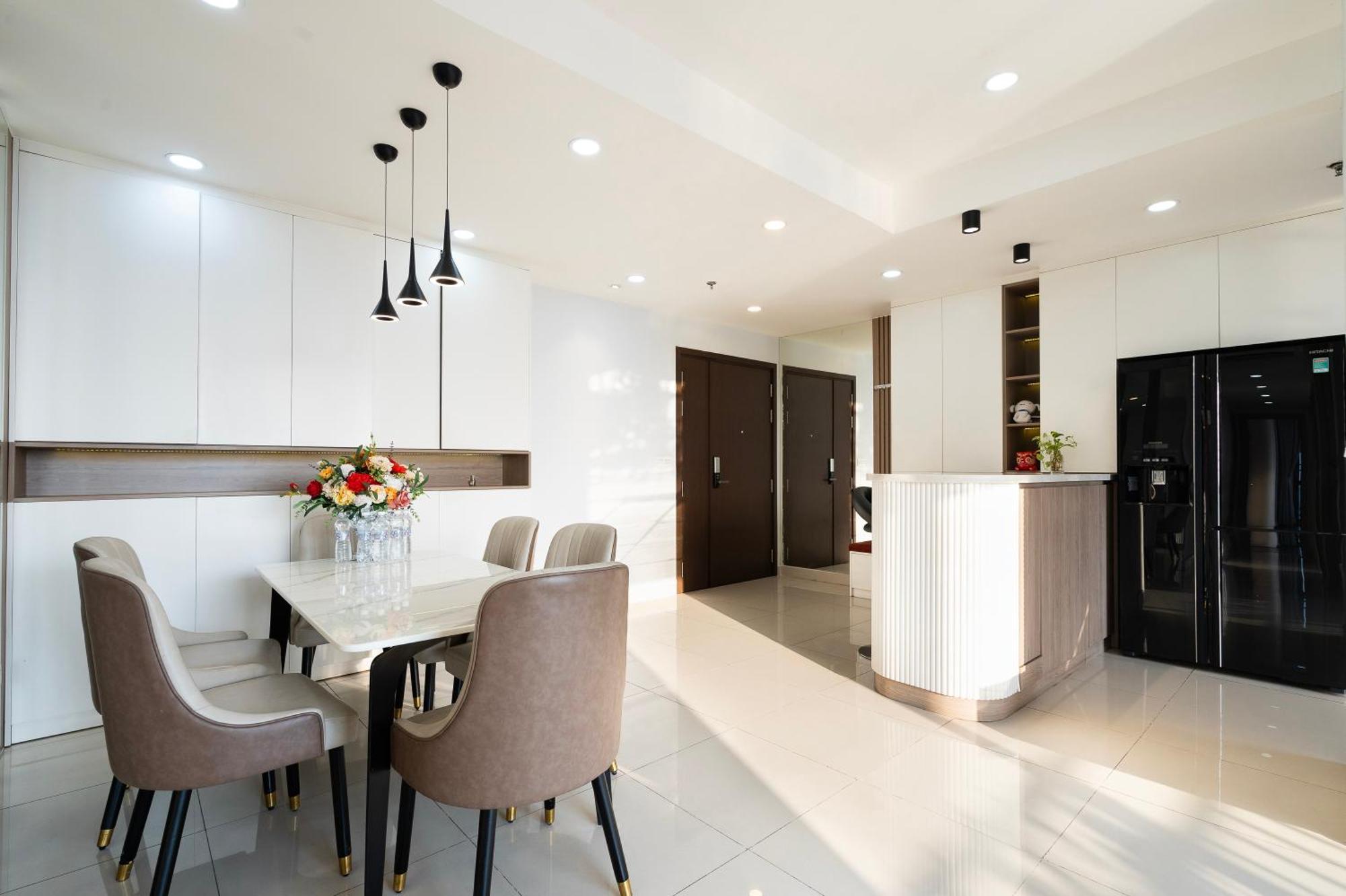 Double E Saigon Apartment In Rivergate Building Thành Pho Ho Chí Minh Esterno foto