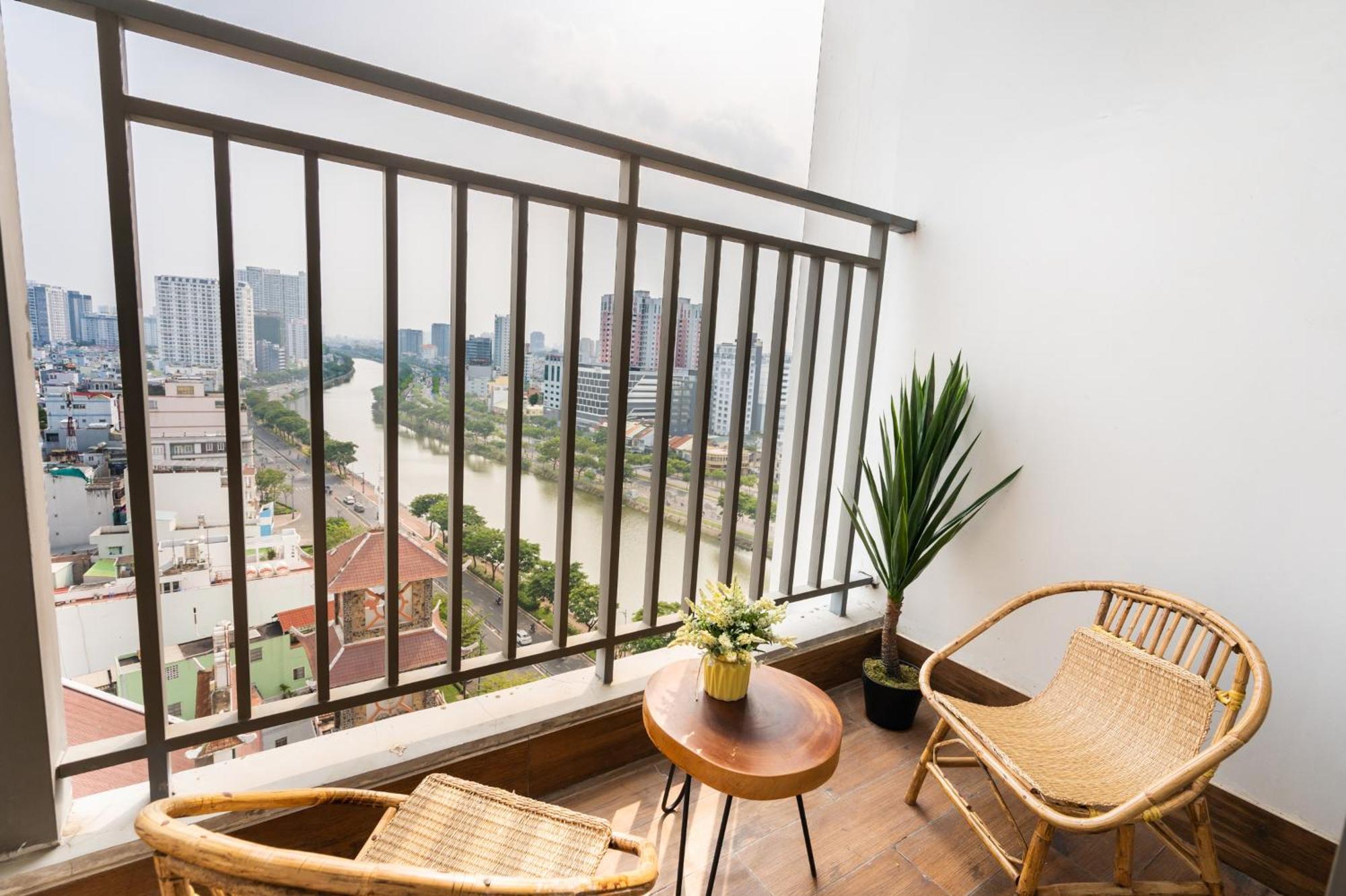 Double E Saigon Apartment In Rivergate Building Thành Pho Ho Chí Minh Esterno foto