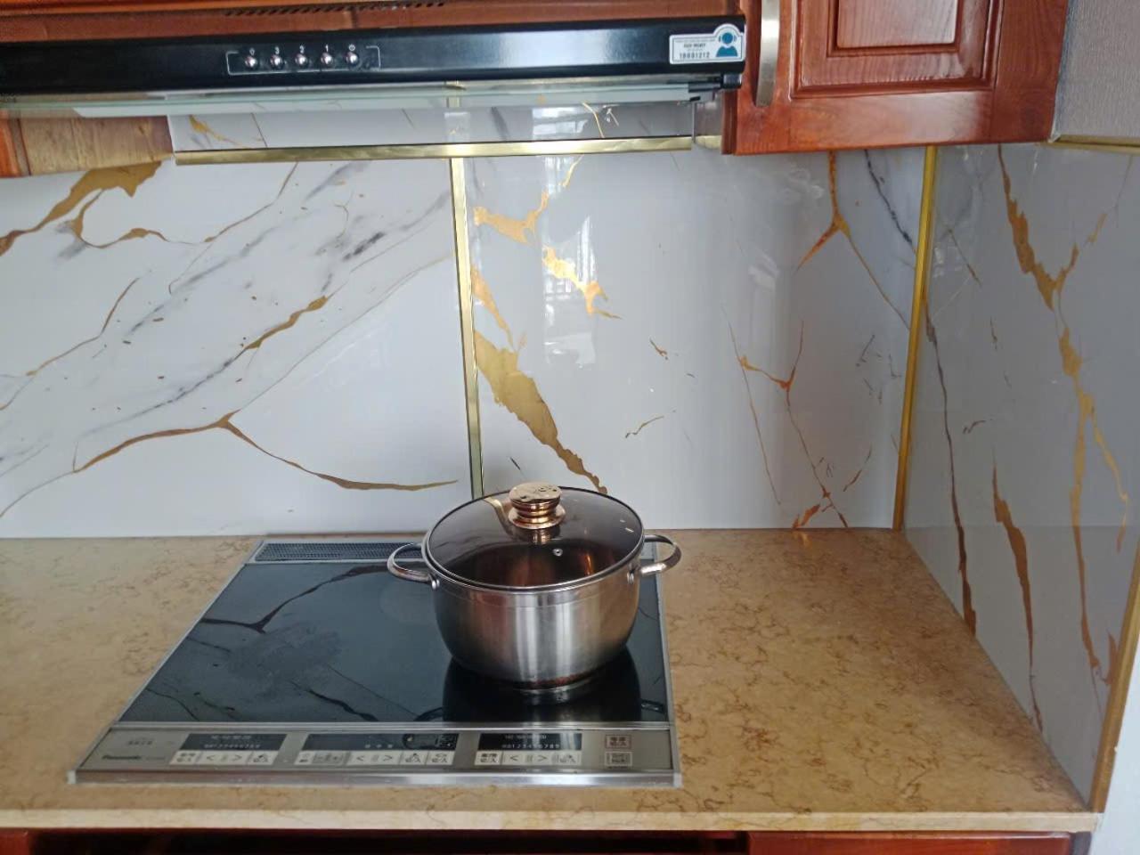 Double E Saigon Apartment In Rivergate Building Thành Pho Ho Chí Minh Esterno foto