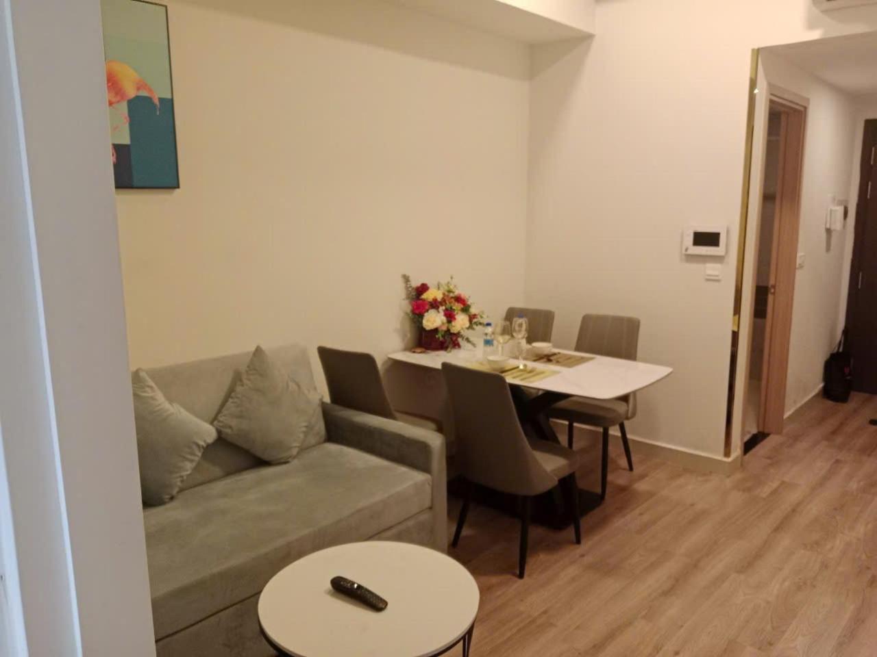 Double E Saigon Apartment In Rivergate Building Thành Pho Ho Chí Minh Esterno foto