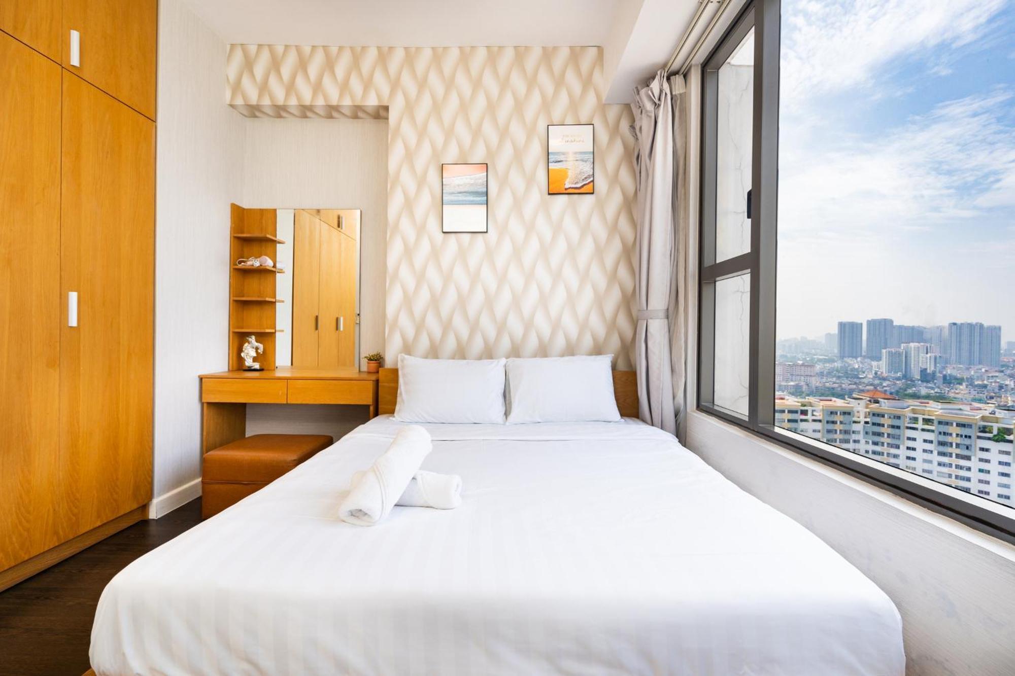 Double E Saigon Apartment In Rivergate Building Thành Pho Ho Chí Minh Esterno foto